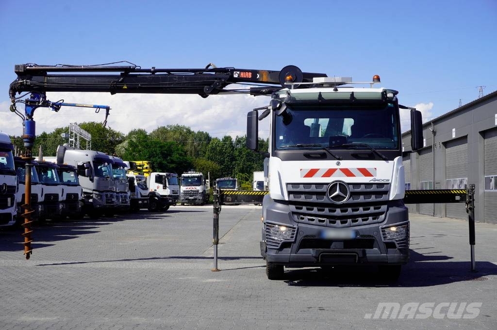 Mercedes-Benz Arocs 1833 4×2 / 50 tho. km! / HIAB X-HIPRO 192 ES Fahrzeug mit mobiler Bohranlage
