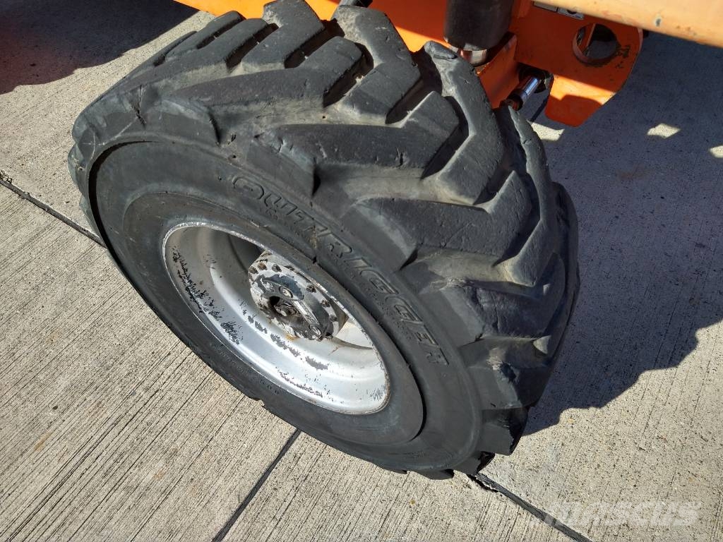 JLG 460 SJ (363) Bomlifte med knækarm