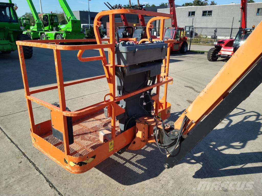 JLG 460 SJ (363) Bomlifte med knækarm