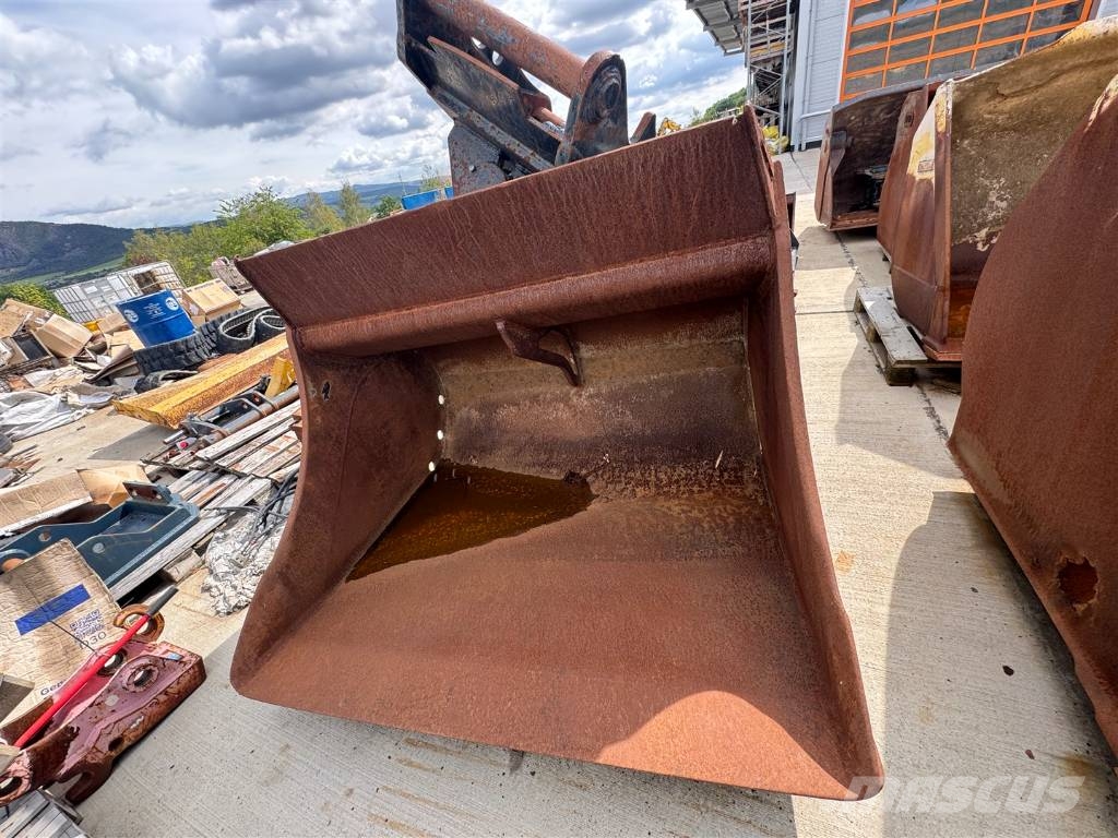  Hydraulic swing Bucket 170 cm SQ80 Godet