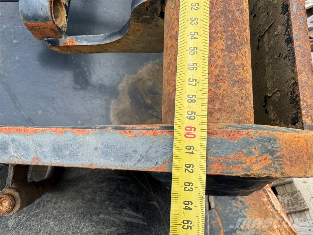  Hydraulic swing Bucket 170 cm SQ80 Godet