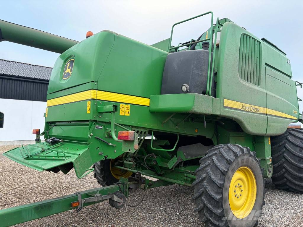 John Deere T 660 Moissonneuse batteuse