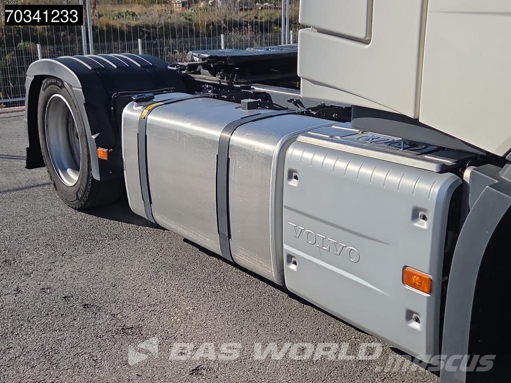 Volvo FH 460 4X2 XL Mega 2x Tanks I-ParkCool Sattelzugmaschinen
