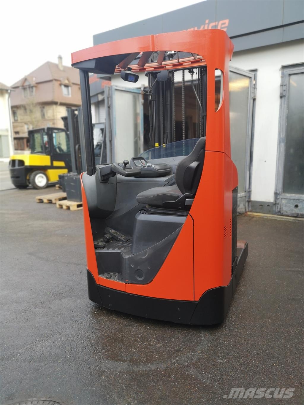 BT RRE 160 Річ-трак із високим підйомом