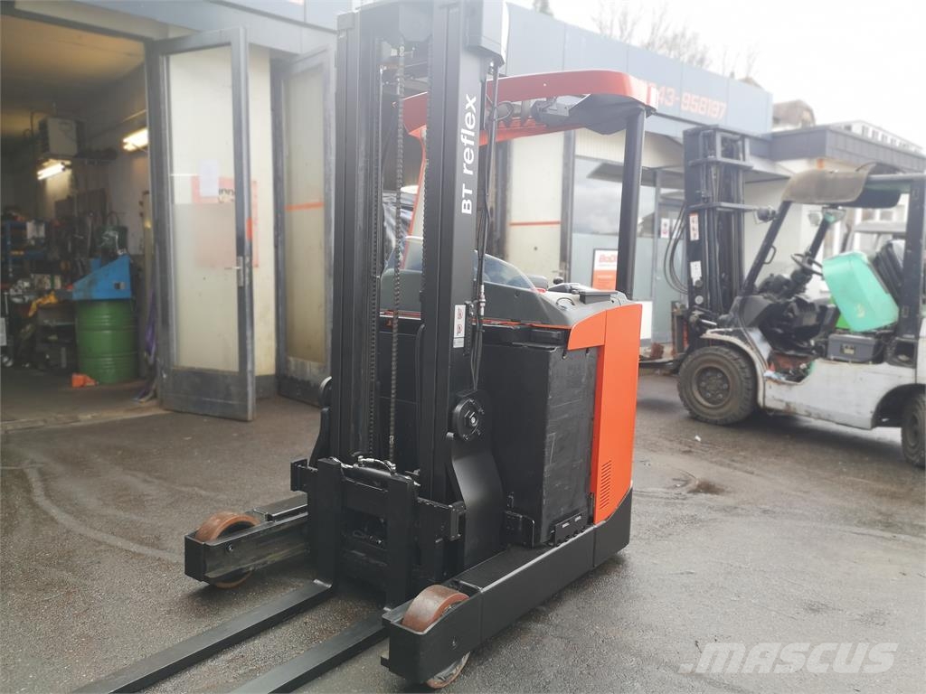 BT RRE 160 Річ-трак із високим підйомом