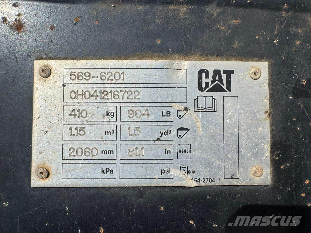 CAT 908M 輪胎式裝載機