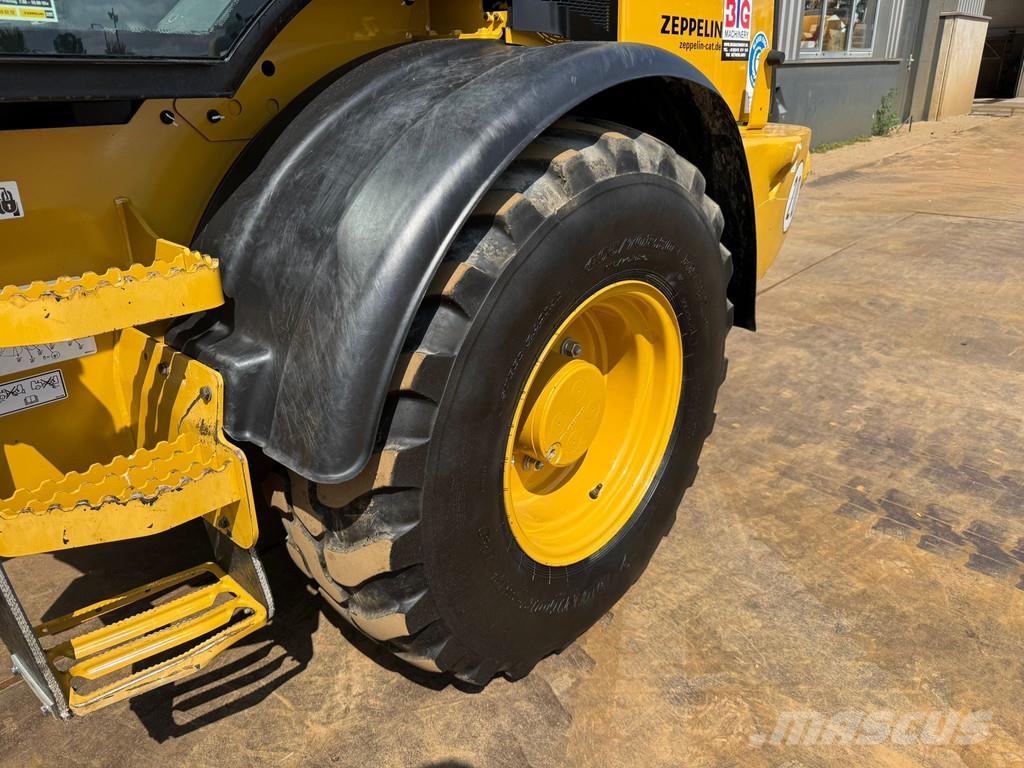 CAT 908M 輪胎式裝載機