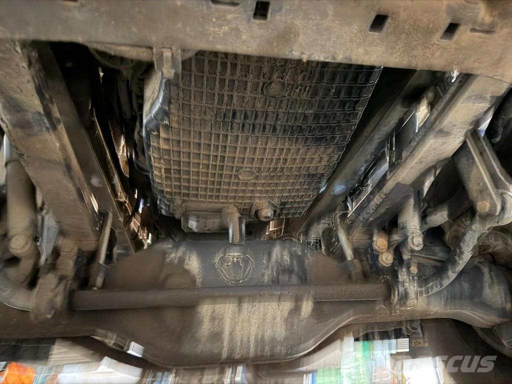 Scania G450 XT 4x4 - MANUAL + RETARDER - PTO HYDR - *400. Tegljači