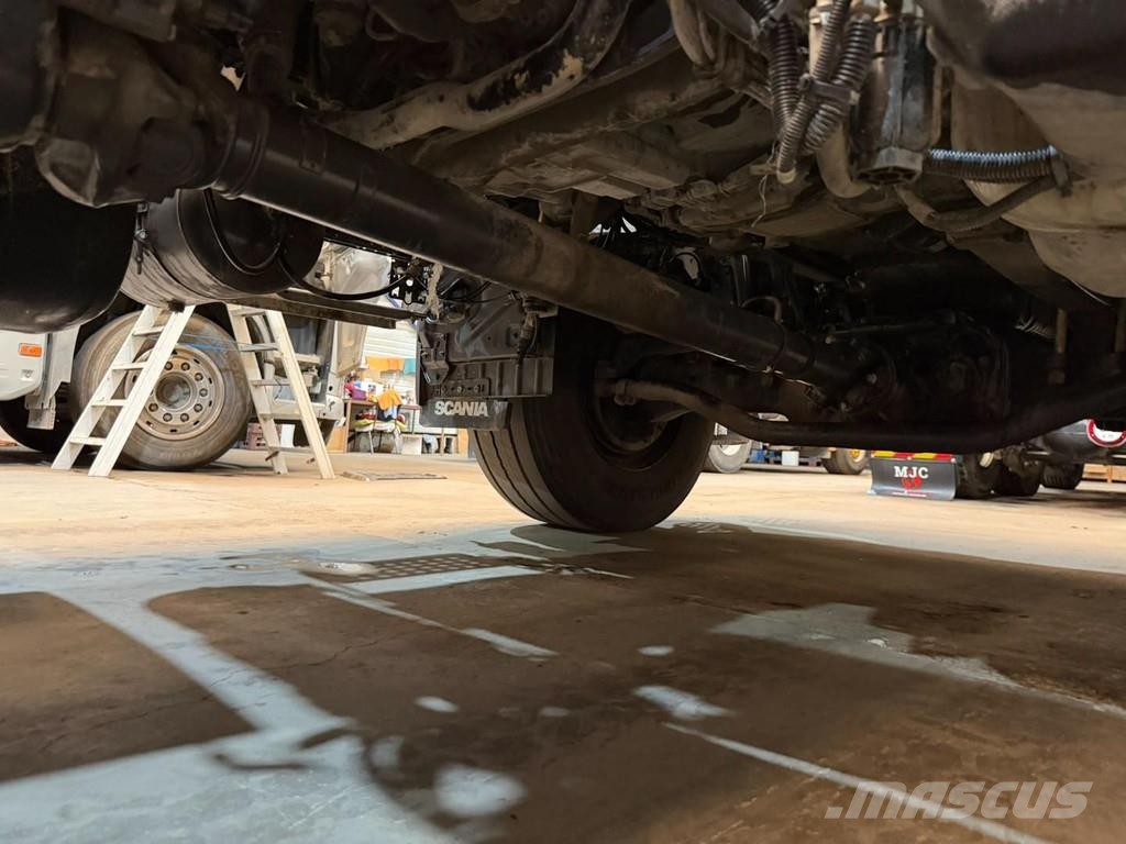 Scania G450 XT 4x4 - MANUAL + RETARDER - PTO HYDR - *400. Sadulveokid