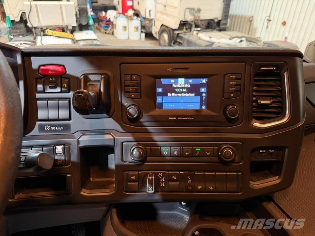 Scania G450 XT 4x4 - MANUAL + RETARDER - PTO HYDR - *400. Tegljači