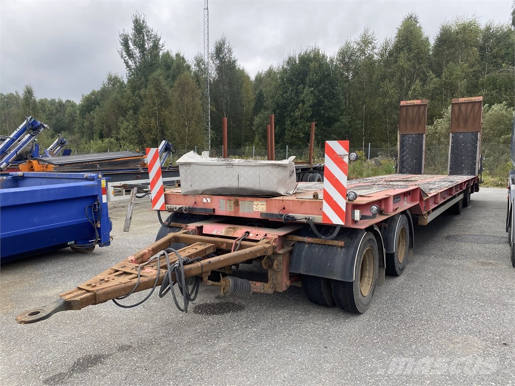 Goldhofer TU-L 4-29/80 Low loaders