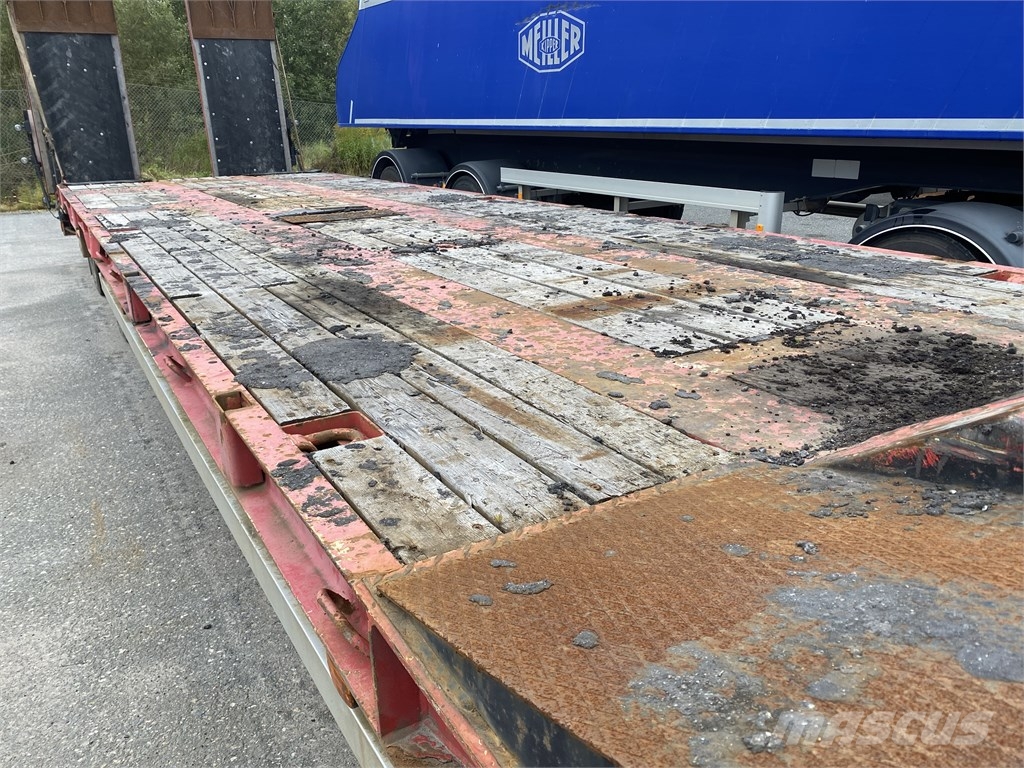 Goldhofer TU-L 4-29/80 Low loaders