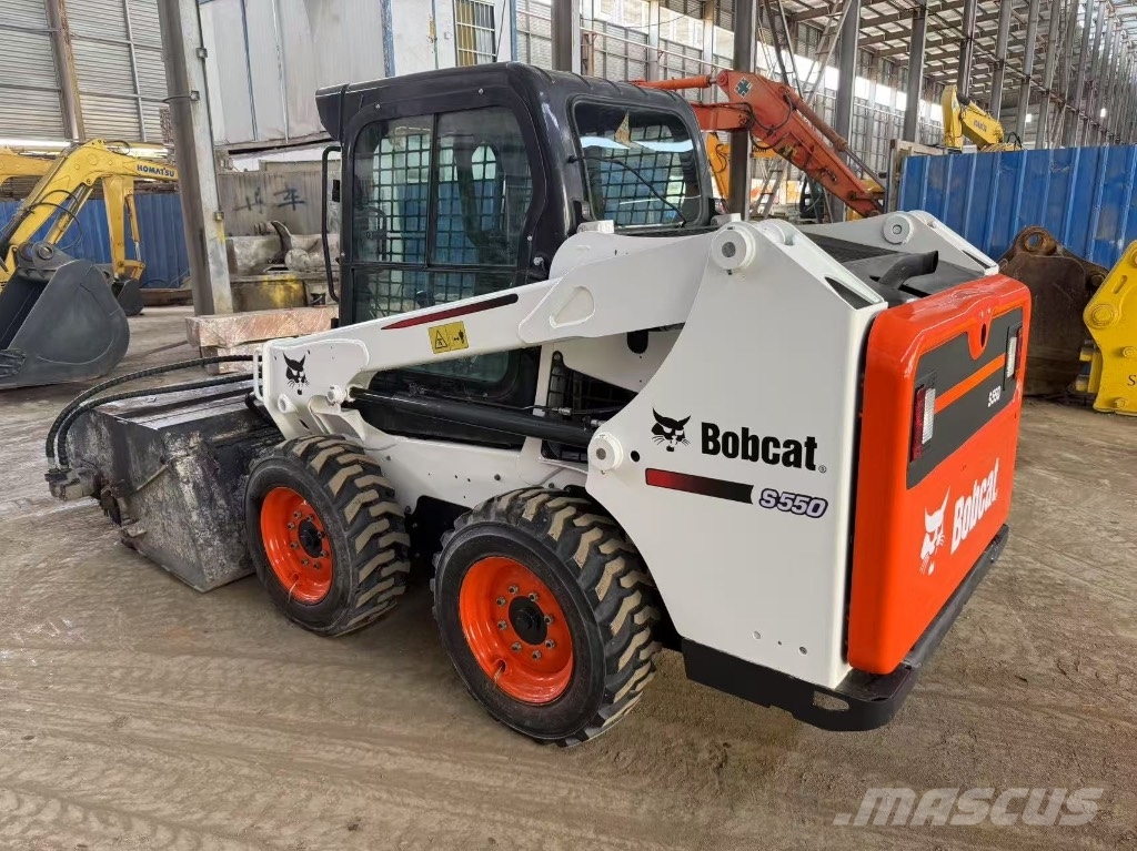 Bobcat S 550 Liukuohjatut kuormaajat