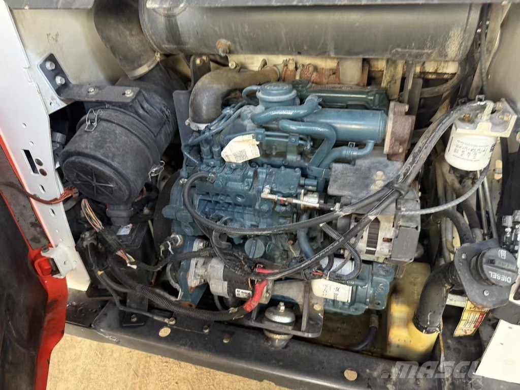 Bobcat S 550 Liukuohjatut kuormaajat