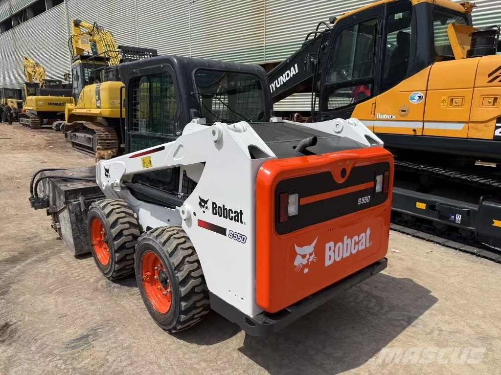 Bobcat S 550 Liukuohjatut kuormaajat