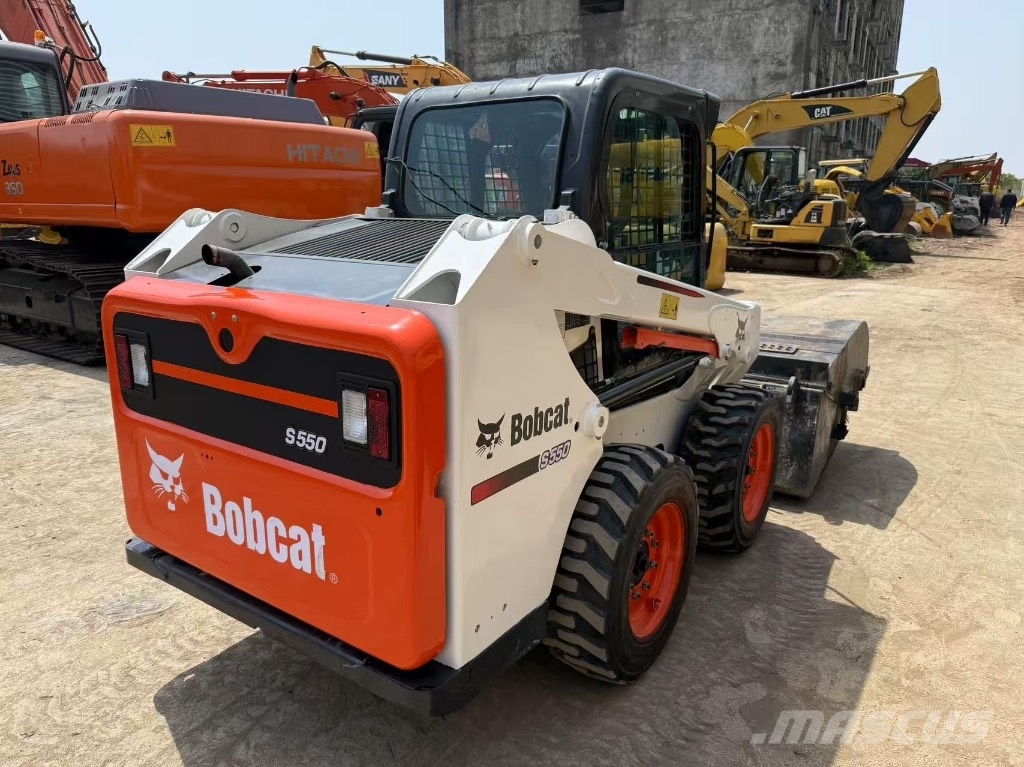 Bobcat S 550 Liukuohjatut kuormaajat