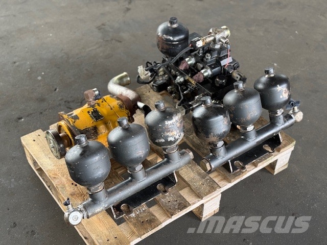 Bell B 25 USED HYDRAULIC PARTS Hidráulicos
