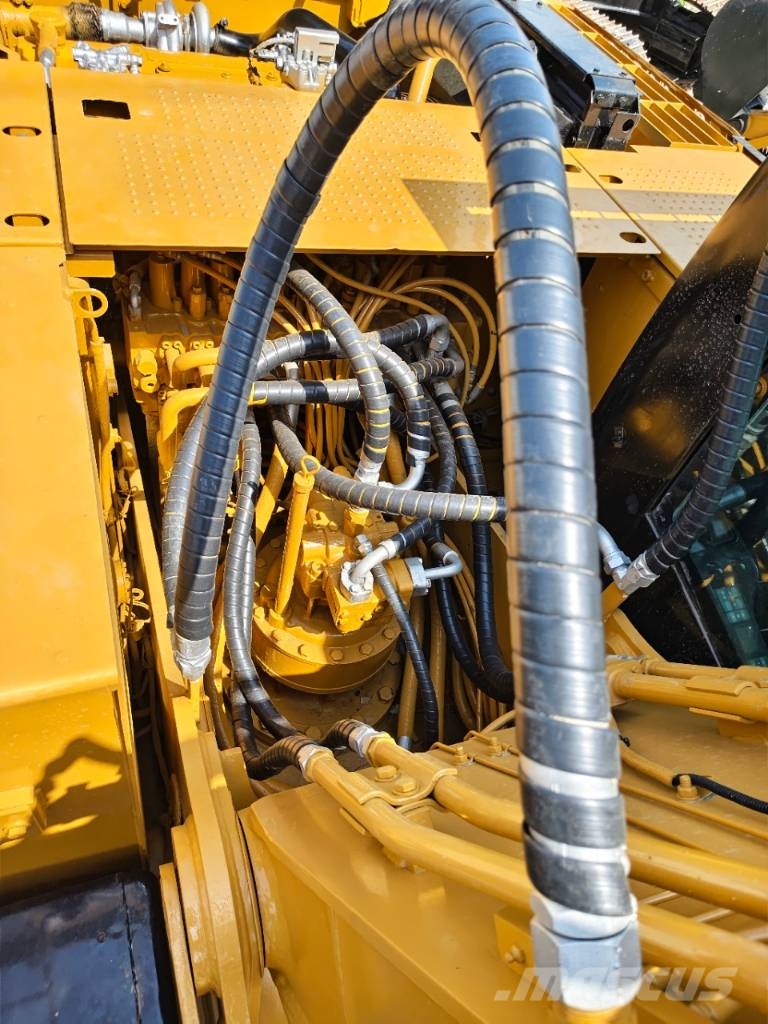 CAT 320 D2 Bagri goseničarji