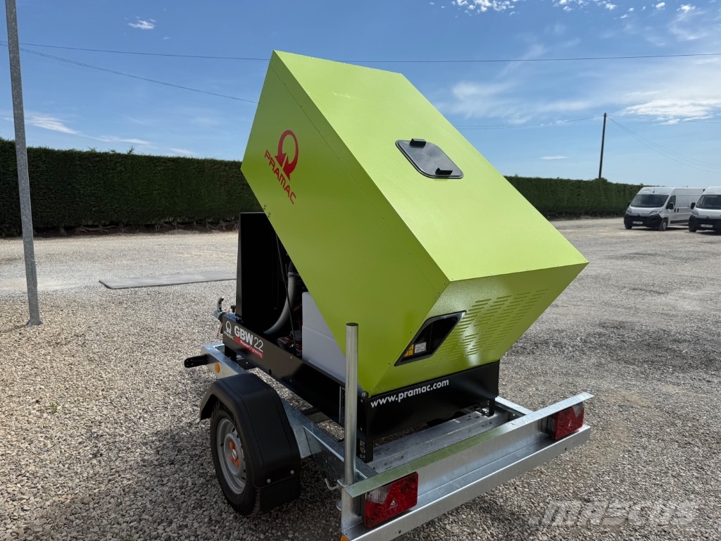 Pramac GBW22P-T 20kVA Perkins Mobile Generator Dizel Jeneratörler