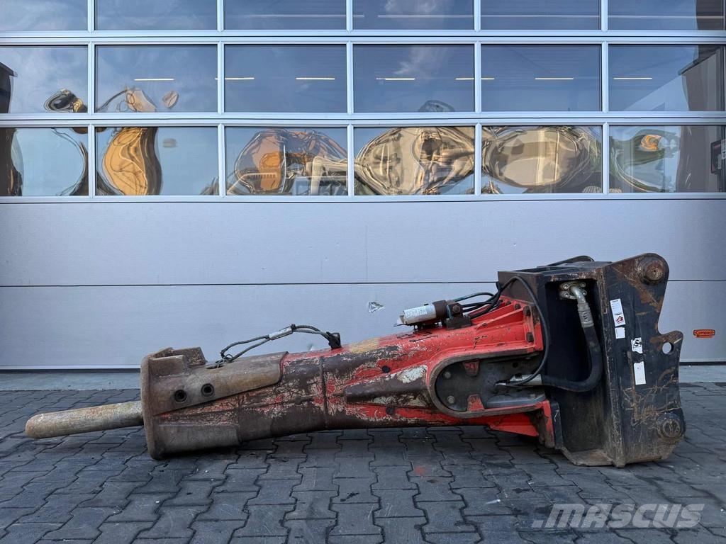 Rammer OQ70/55 1350kg Hammers / Breakers