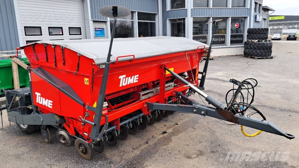 Tume HKL 3000 JC Laser kylvölannoitin Kombine hububat mibzerleri