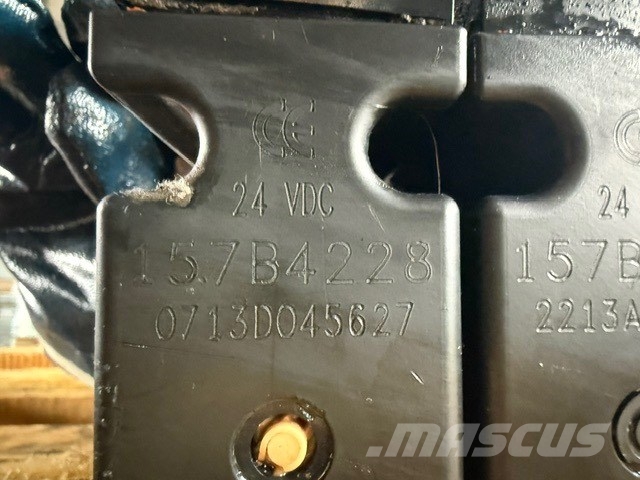 Fintec 1107 used hydraulic valve PARKER DANFOSS Гидравлическая система