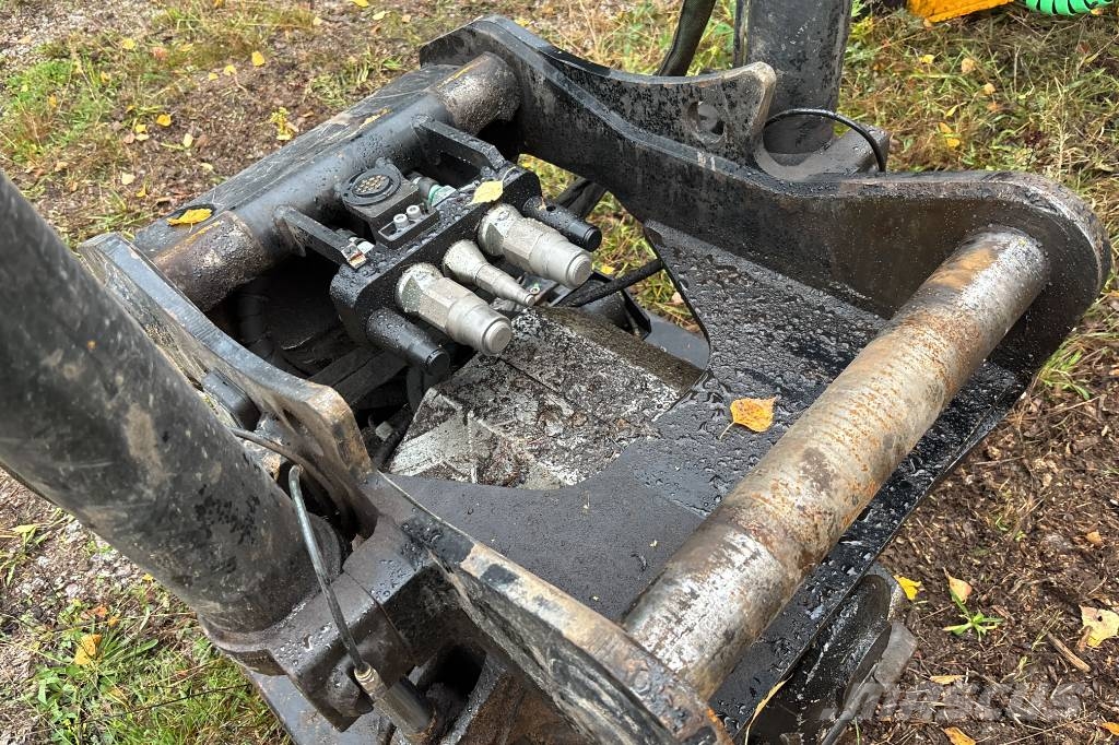 JCB 245 XR LC SV Raupenbagger
