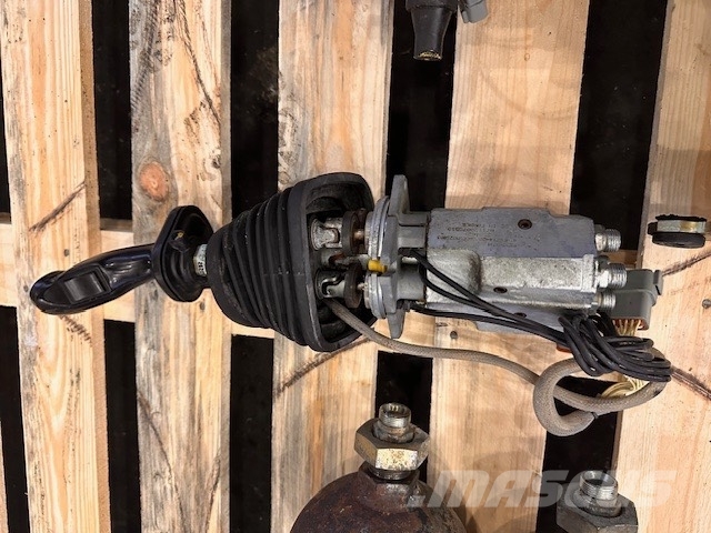 Liebherr L 576 HYDRAULIKA KABINY Hydraulik