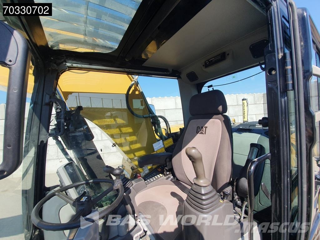 CAT M322 D Rail & Road Pelle sur pneus