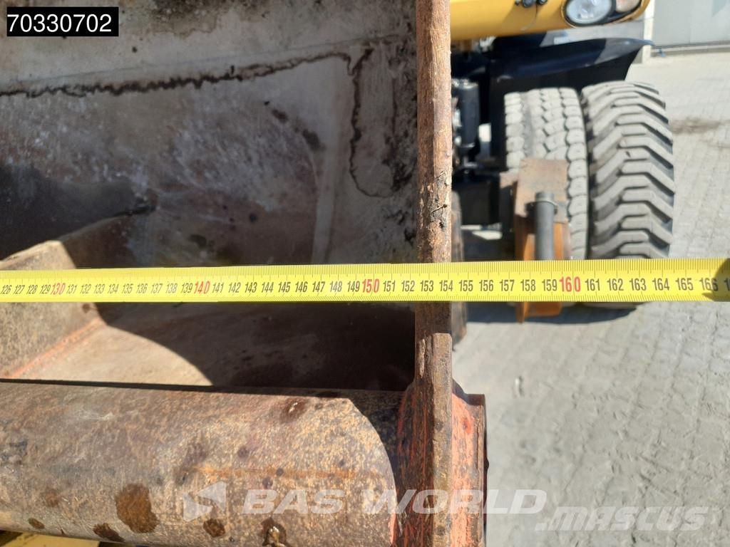 CAT M322 D Rail & Road Kolesové rýpadlá