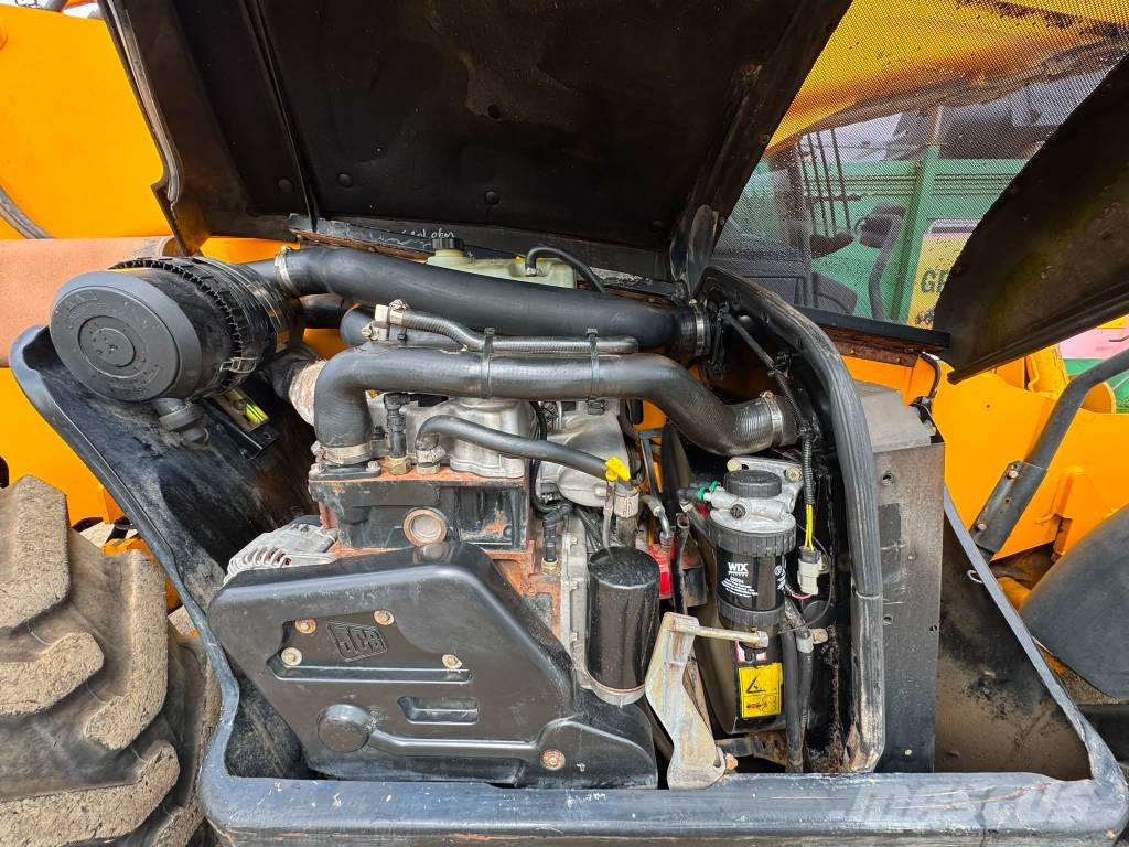 JCB 535-125 Carretillas telescópicas