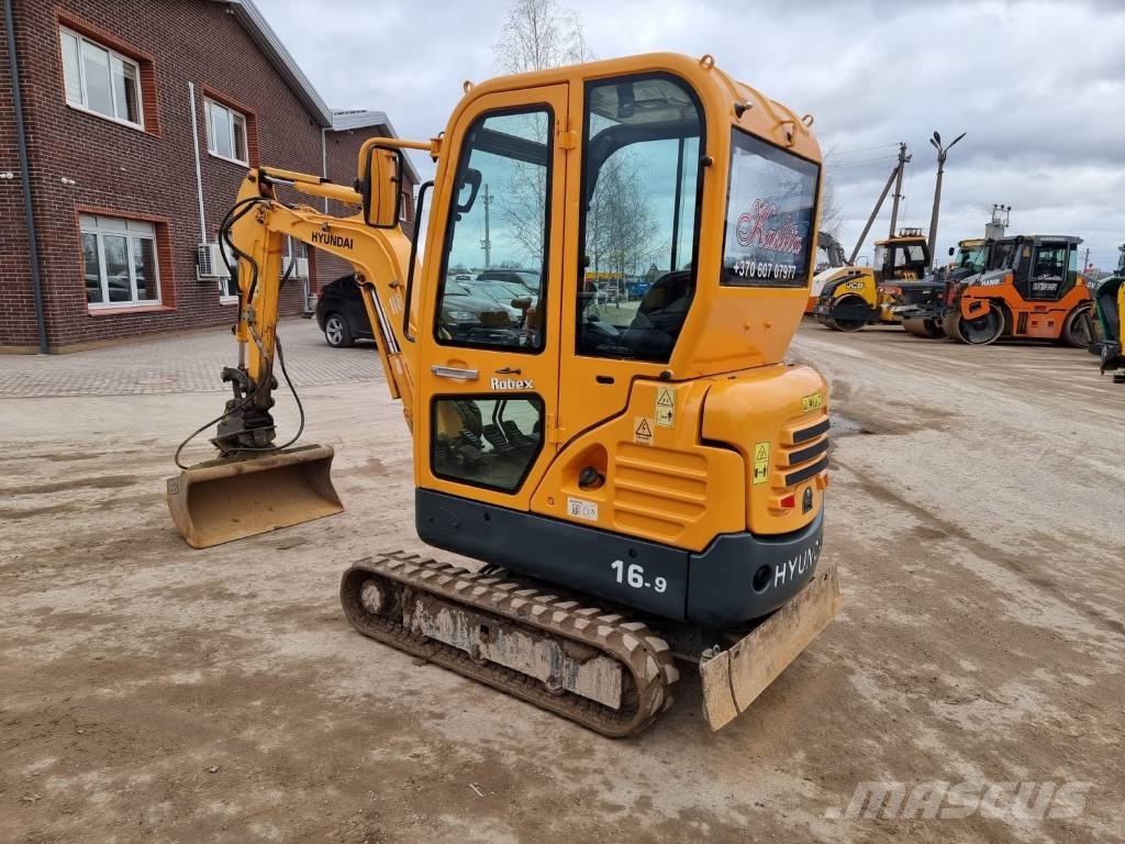 Hyundai R16-9 Minikoparki