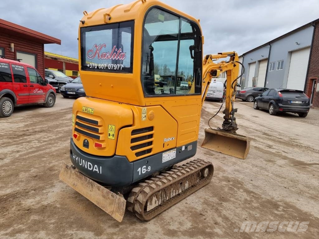 Hyundai R16-9 Minikoparki