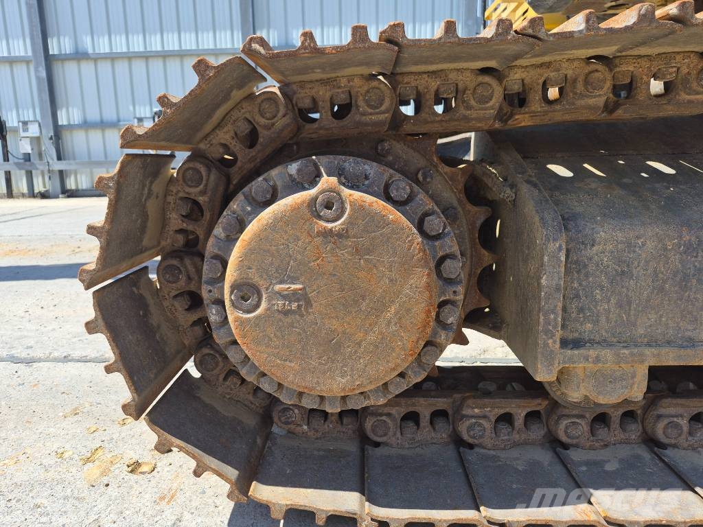 CAT 326FL Telakaivukoneet