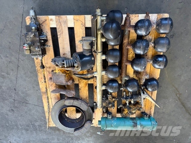 Volvo A 25 C USED HYDRAULIC PARTS Hydraulics