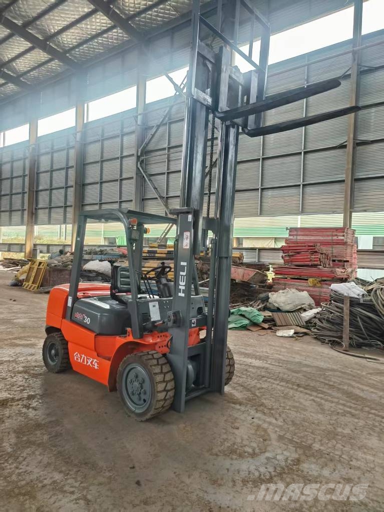Heli CPC 30 Diesel forklifts