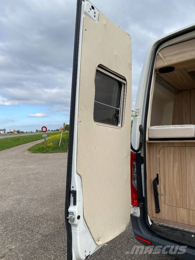 Hymer GRAND CANYON S 4x2 /MERCEDES SPRINTER 414 CDI endo Mobil home / Caravane