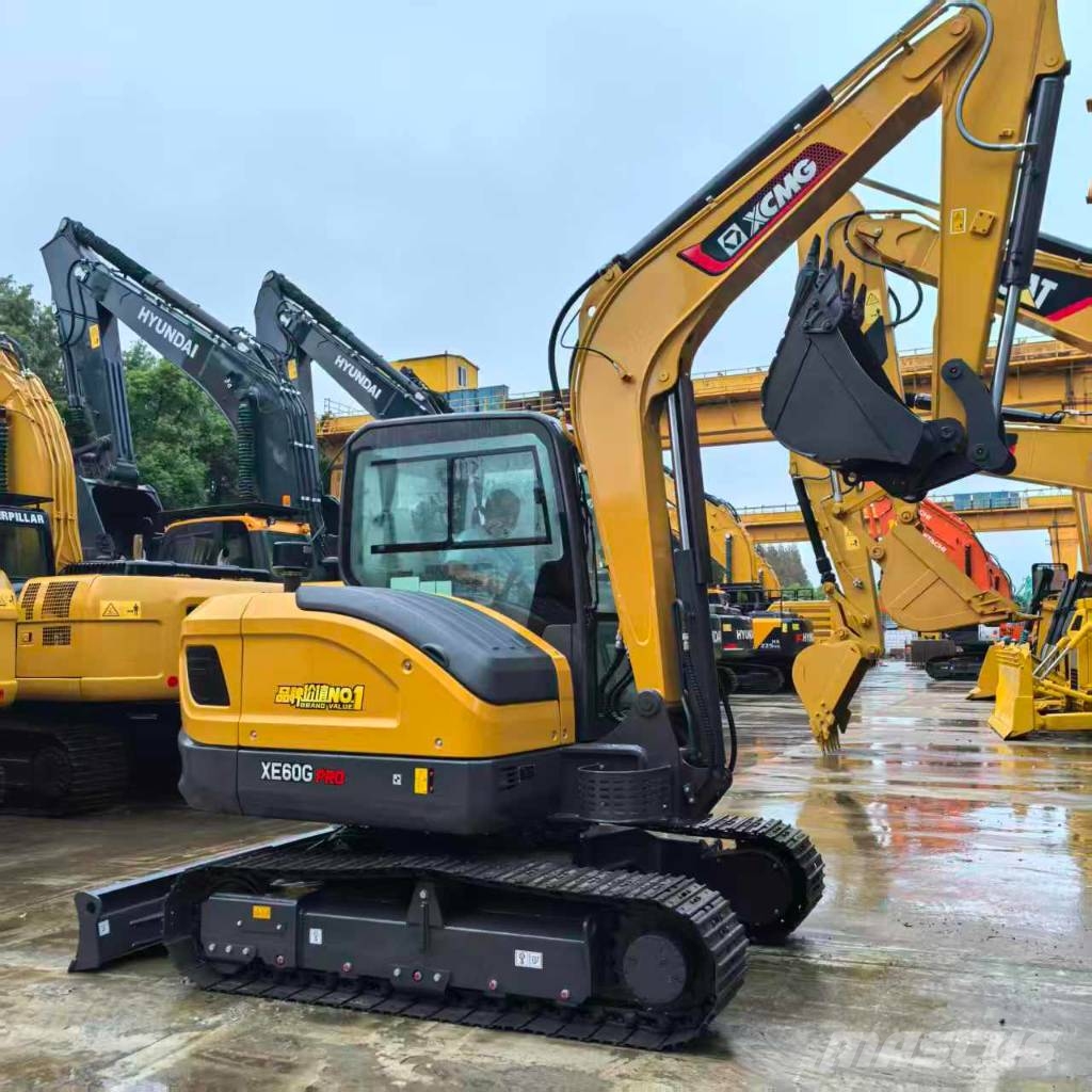 XCMG XE 60 GA ミニ油圧ショベル 7t以下(ミニユンボ・ミニディガー)