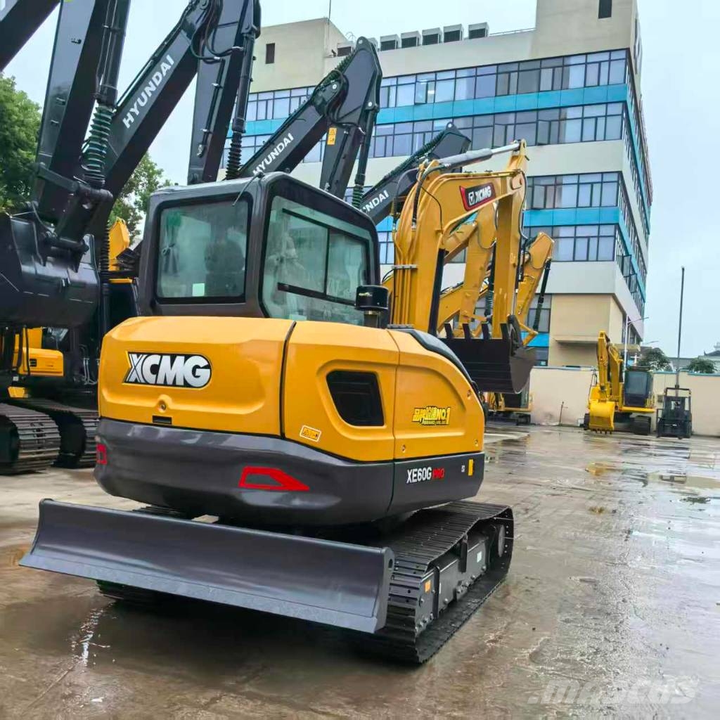 XCMG XE 60 GA ミニ油圧ショベル 7t以下(ミニユンボ・ミニディガー)