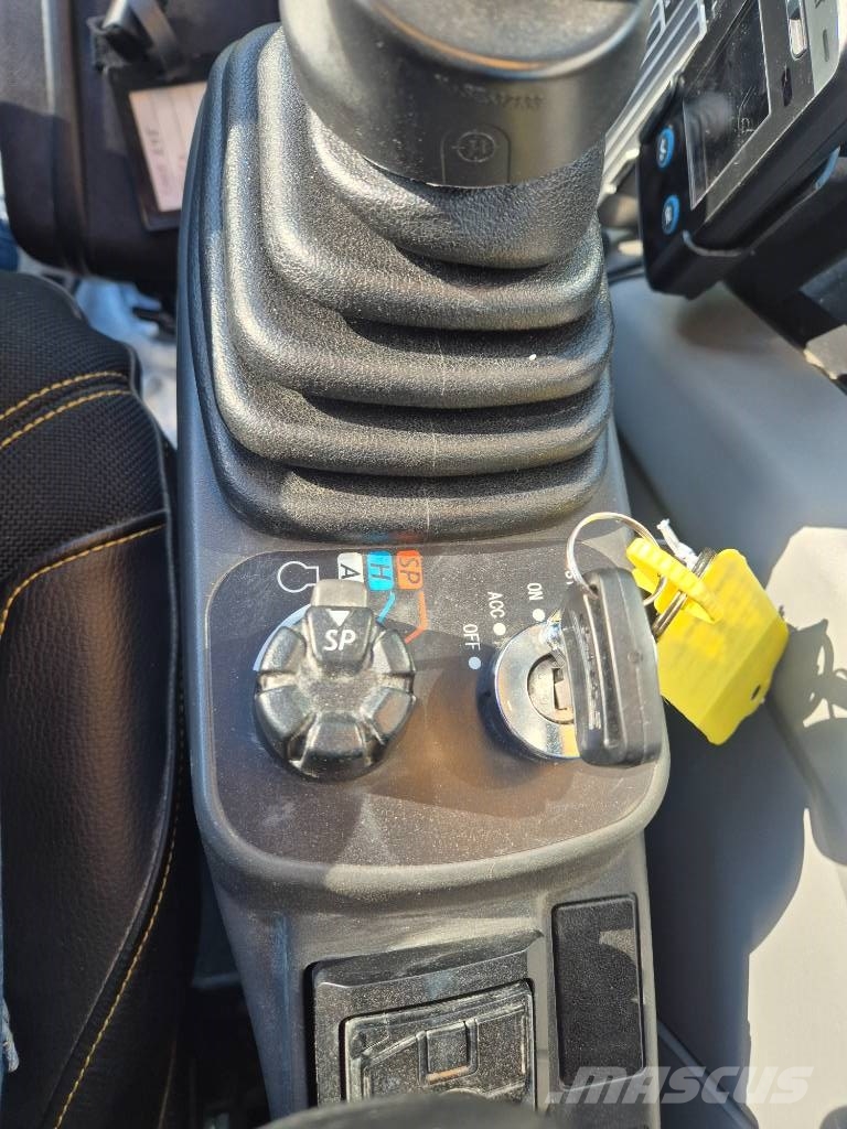 CASE CX 245 D SR Excavatoare pe șenile