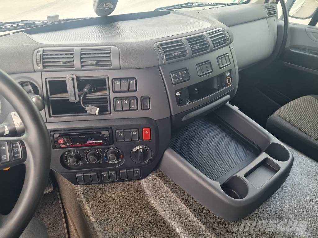 DAF CF440FT/SPACE CAB/NL brif Sadulveokid