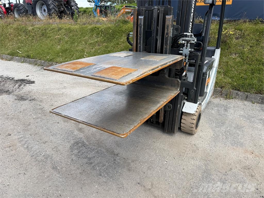 UniCarriers A2N1L18Q Electric forklifts
