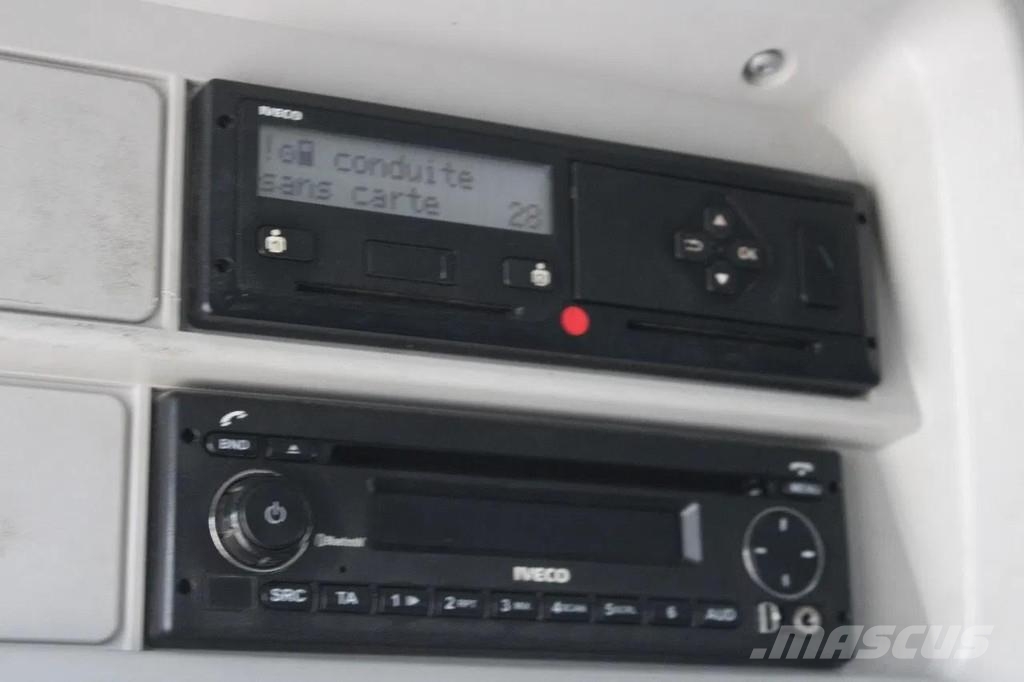Iveco Stralis 330 + EURO 6 + NICE TRUCK + 19T شاحنات ذات هيكل صندوقي