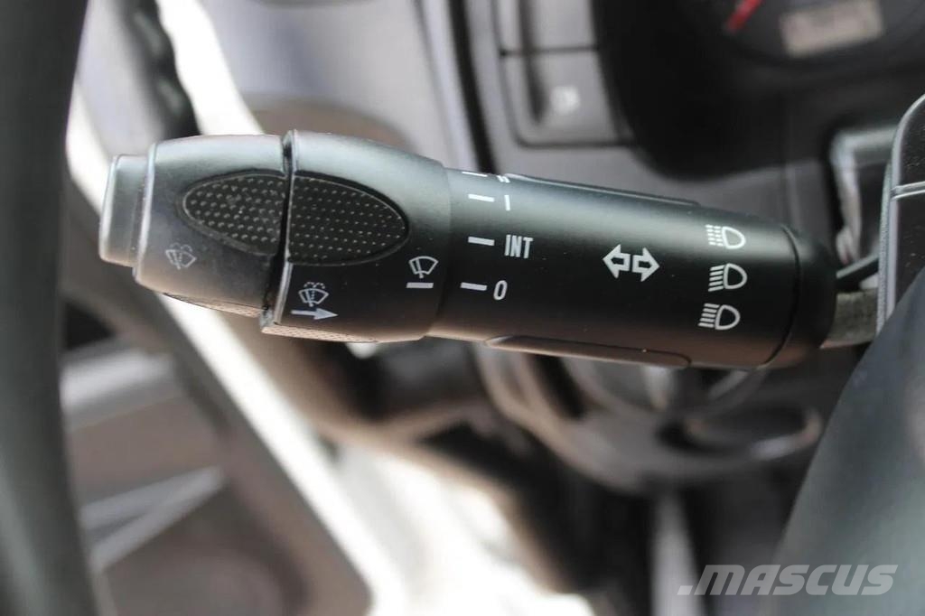 Iveco Stralis 330 + EURO 6 + NICE TRUCK + 19T شاحنات ذات هيكل صندوقي