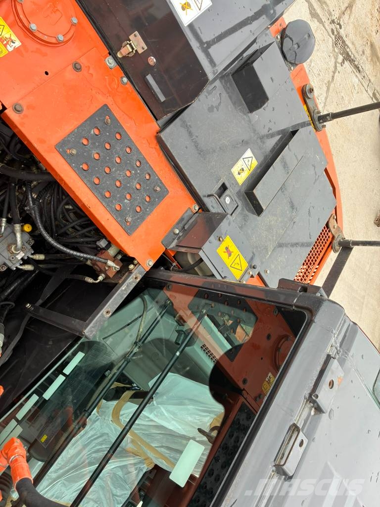 Hitachi ZX 130-6 Crawler excavators