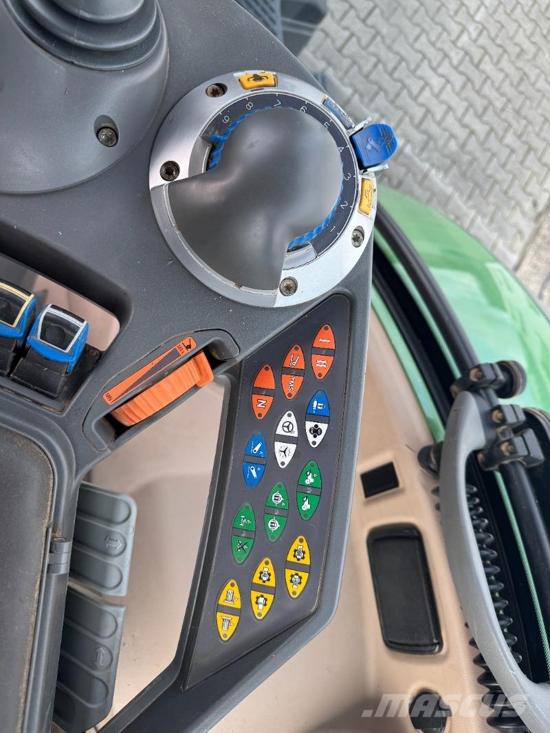 Fendt Vario 714 Profi SCR Traktory