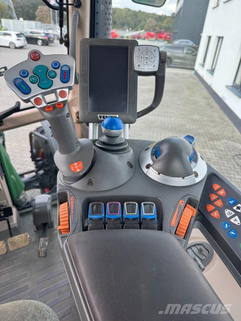 Fendt Vario 714 Profi SCR Traktory
