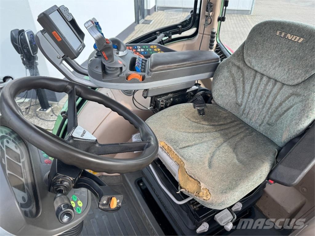 Fendt Vario 714 Profi SCR Traktory