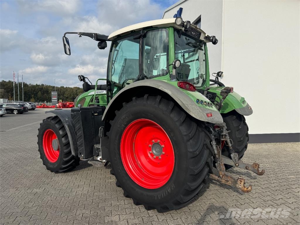 Fendt Vario 714 Profi SCR Traktory