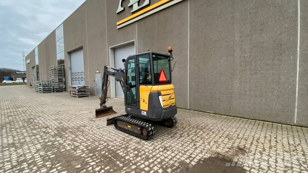 Volvo EC 20 C Minigraafmachines < 7t